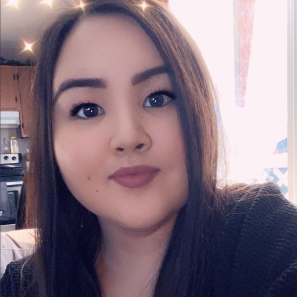 Meet your Posher, Krysten - Picture 1 of 1